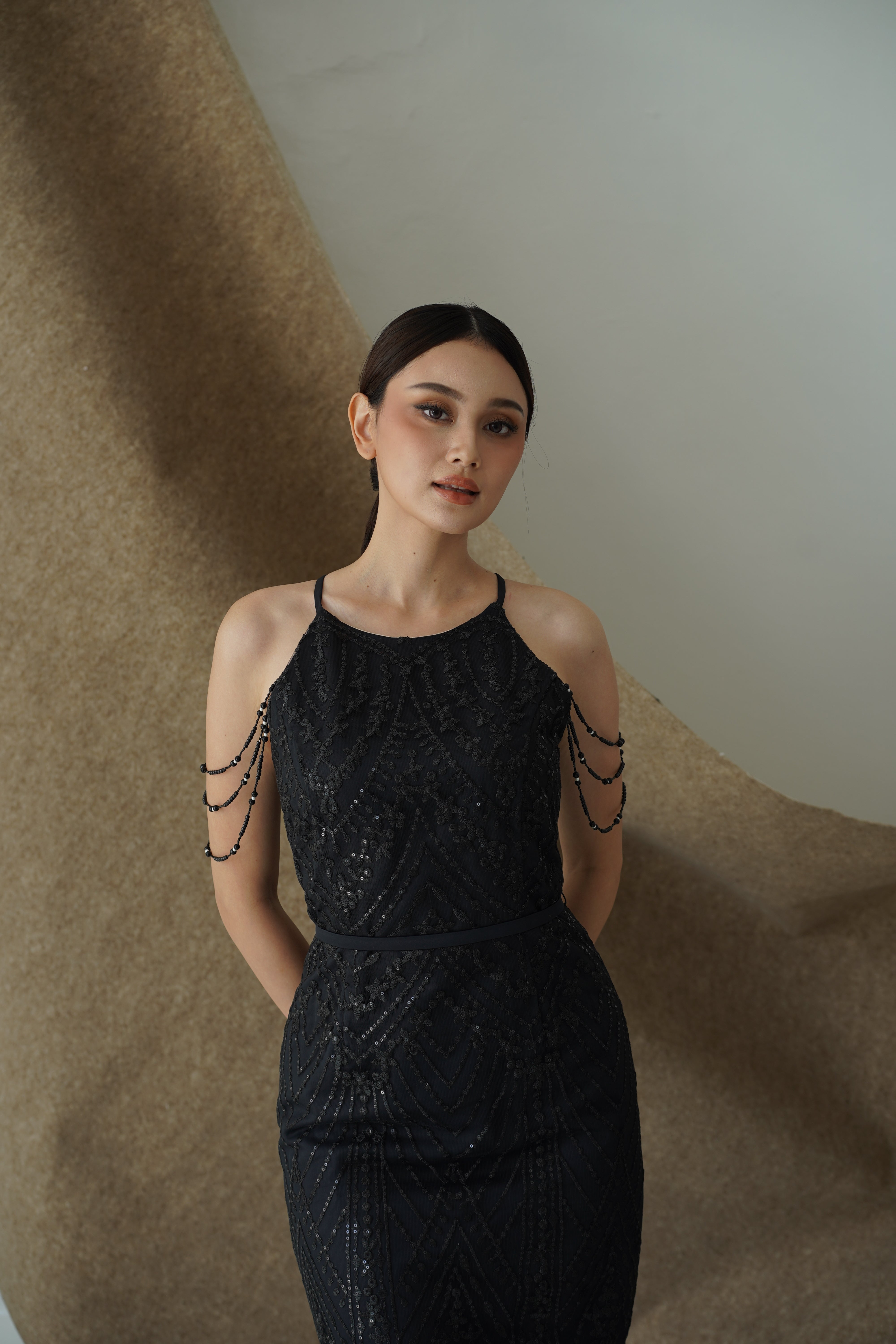 Luna Black Dress